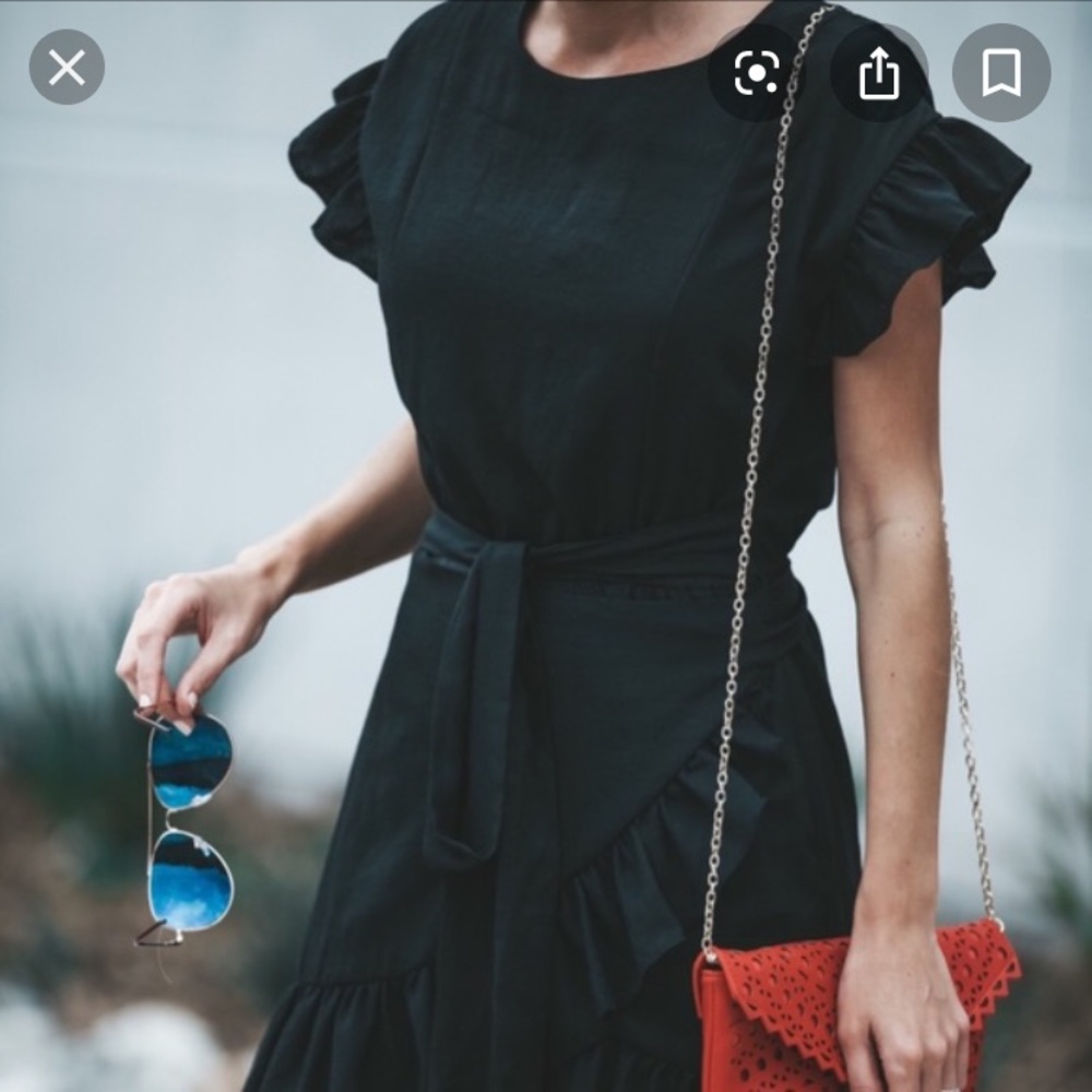 VICI Lovina medium black ruffle wrap dress